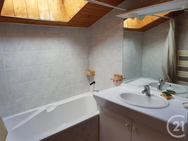 Appartement F3 à louer - 4 pièces - 57.8 m2 - BOURG ST MAURICE - 73 - RHONE-ALPES - Century 21 Albaron Immobilier Appartement F3 à louer - 4 pièces - 57.8 m2 - BOURG ST MAURICE - 73 - RHONE-ALPES - Century 21 Albaron Immobilier