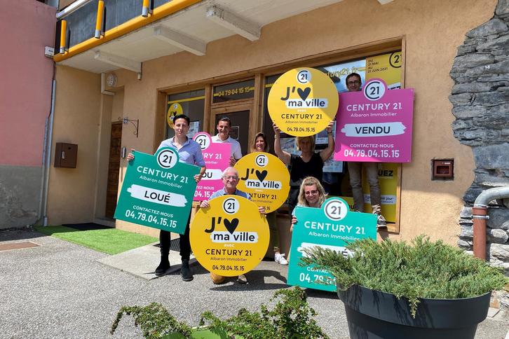 l'équipe de l'agence Albaron Immobilier