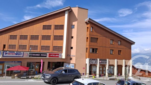  à vendre MONTVALEZAN