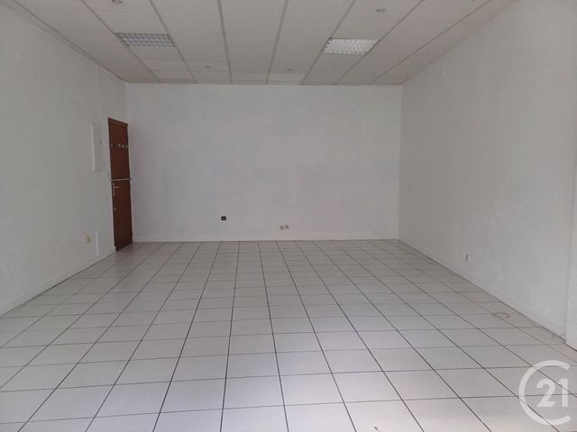 Appartement Local à louer - 1 pièce - 40.0 m2 - BOURG ST MAURICE - 73 - RHONE-ALPES - Century 21 Albaron Immobilier